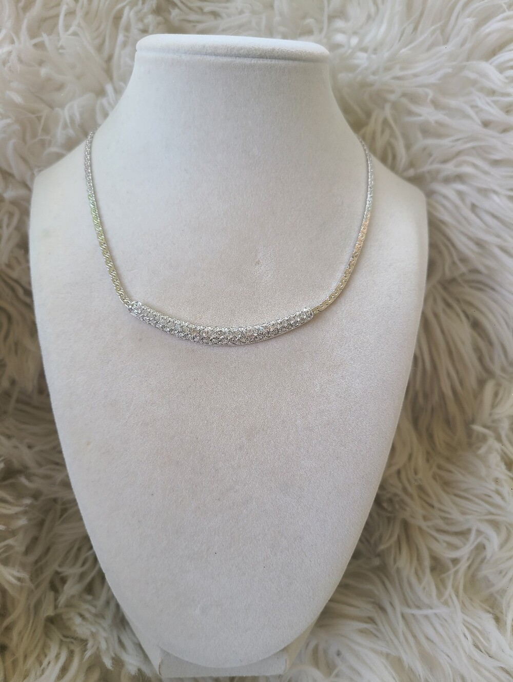 Swarovski Silver Crystal Curved Bar Necklace- Excellent Condition